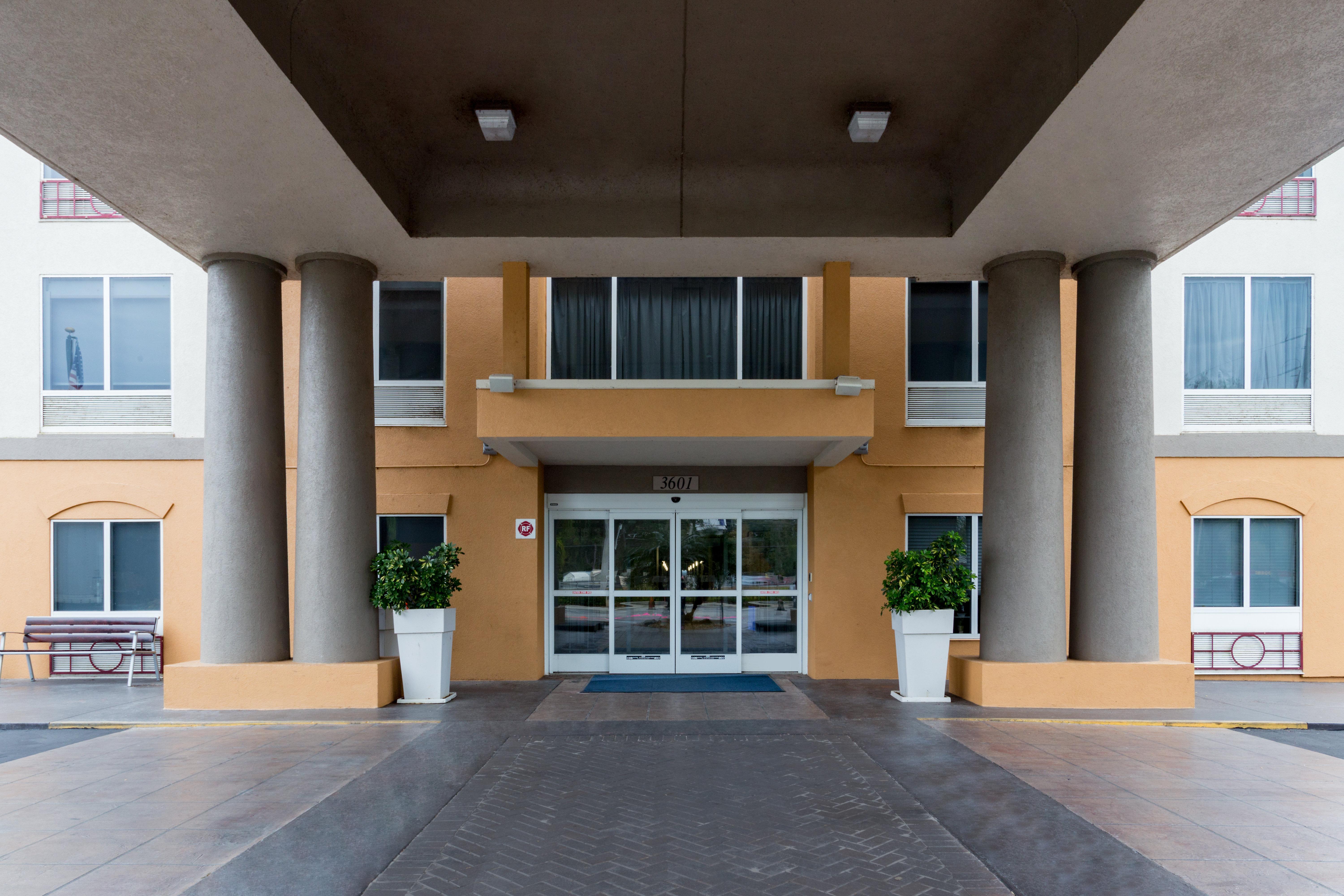 Holiday Inn Express & Suites Tavares By Ihg Luaran gambar