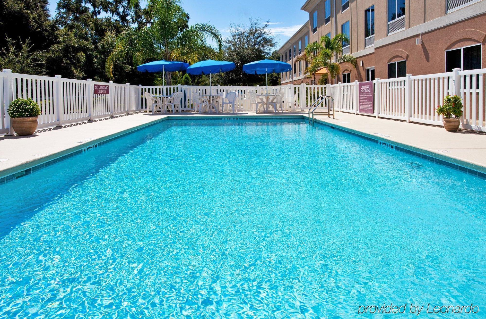 Holiday Inn Express & Suites Tavares By Ihg Luaran gambar