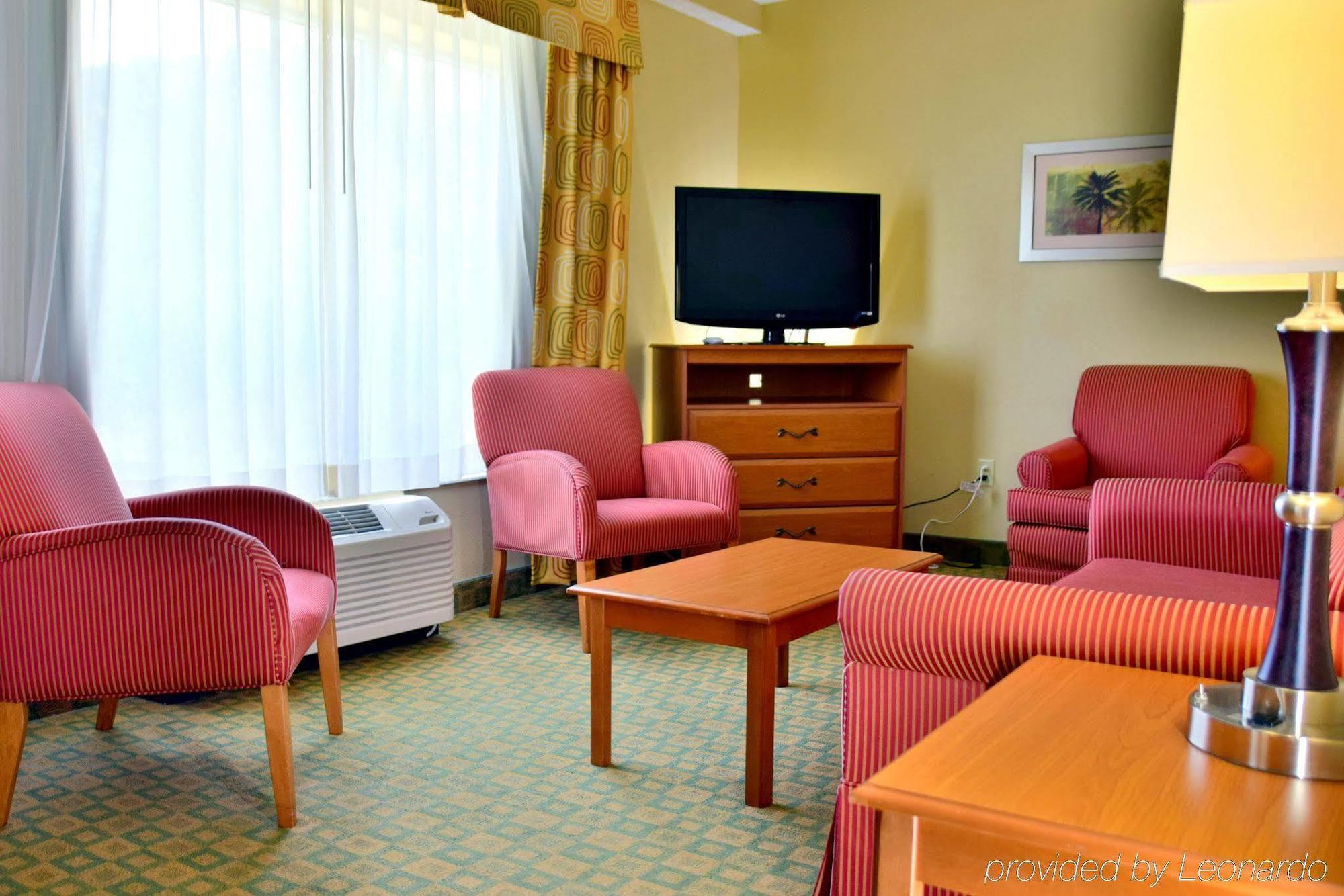 Holiday Inn Express & Suites Tavares By Ihg Luaran gambar